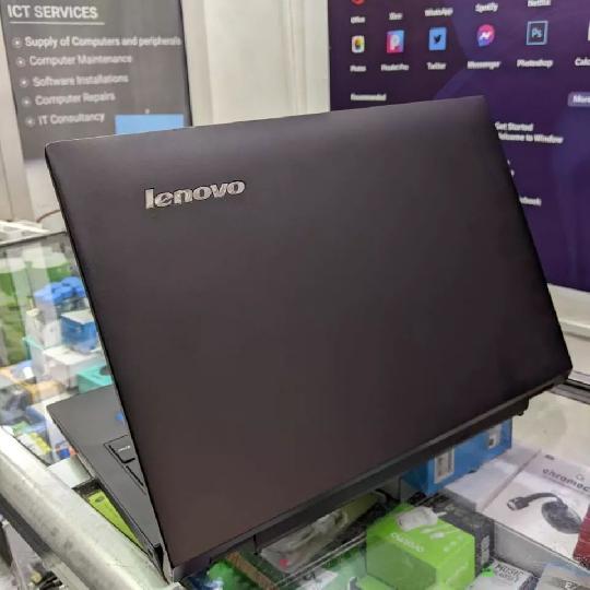 Lenovo B50.. Size inch15.6, processor 2.16, hard drive 500GB, RAM 4GB, very clean & slim price 540,000