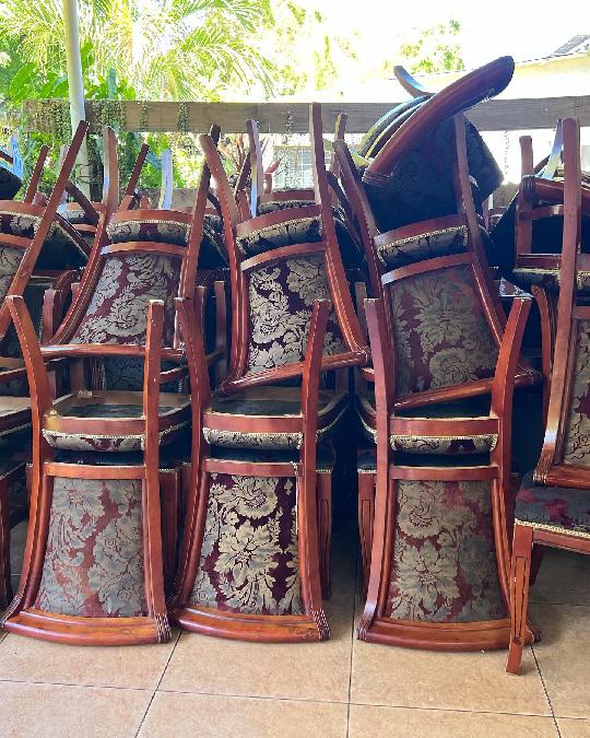 Deliveries.. 50 chairs left
.

Dining chairs.. Perfect for restaurants or home use.. 80 chairs available.. Imported… 65,000 each