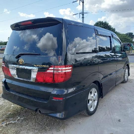 TOYOTA ALPHARD CHASSIS 2006

CAR DETAILS

Production Year:	2006
Transmission:	AUTOMANUAL
Color:	BLACK
Drive:	2WD
Door:	5
Steerin