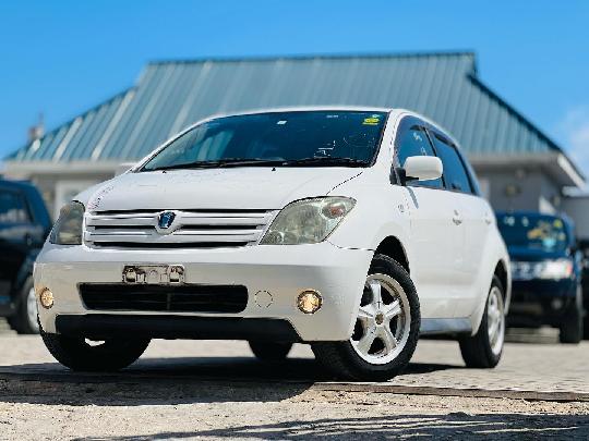 TOYOTA IST 
Model: 2005
Stock No: 0126
Engine Capacity: 1290CC

Mileage: 110,628KM

PRICE: 16,500,000/= (With Full Registration)