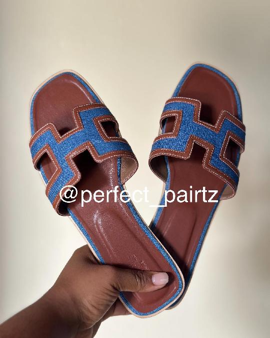 Available 
Size 
Price 35,000
Call/WhatsApp 0768822999
Your happy feet home perfect_pairtz