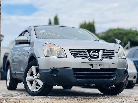NISSAN DUALIS
Model: 2008
Stock No: 0135
Engine Capacity: 1990CC
Mileage: 64,829KM

PRICE: 23,500,000/= (With Full Registration)