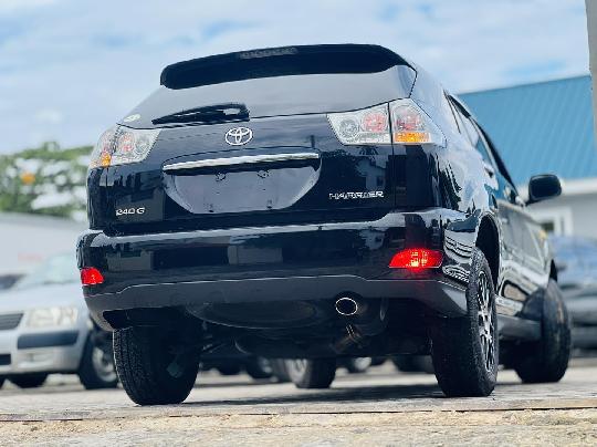TOYOTA HARRIER
Model: 2008
Stock No: 0132
Engine Capacity: 2360CC
Mileage: 84,829KM

PRICE: 36,500,000/= (With Full Registration