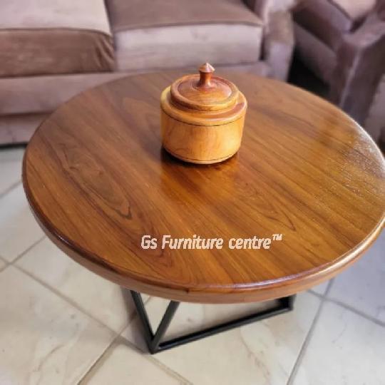 Modern hardwood coffee table(MNINGA/METAL)
.
Price 350,000 free delivery
.
Call? +255686057552