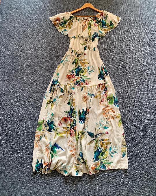 Dress
Size 8-10
35,000