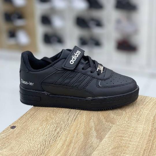 Trainer Shoes size 30-35 available
Price 58,000 

Contacts us whatsapp 

Palm village - +255 744 992 403

Dar free market - 0654