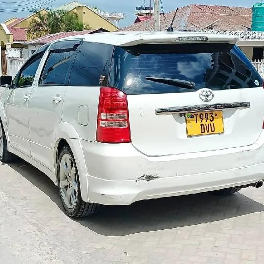 Call and whatsapp.0622285089
Price.11ml
Toyota wish 
Year 2006
Cc 1990
Sports rims 
Android radio
New tyrs
Low millege
Good cond