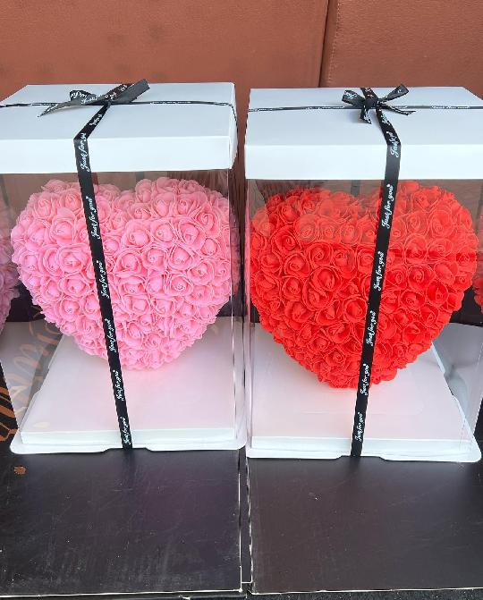 WELCOME TO OUR TEDDY BEAR WORLD????
ZAWADI SA VALENTINE ⬇️
:
♦️ARTIFICIAL FLOWER TEDDY BEAR AVAILABLE IN PINK AND RED 
▪️LOVE