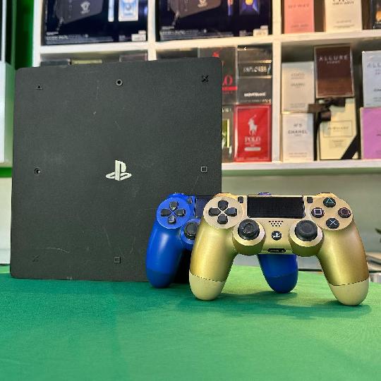 PS4 Slim 500gb with 2 controllers going only for 600,000/- Tzs
Call/WhatsApp: 0682497344 0682497415