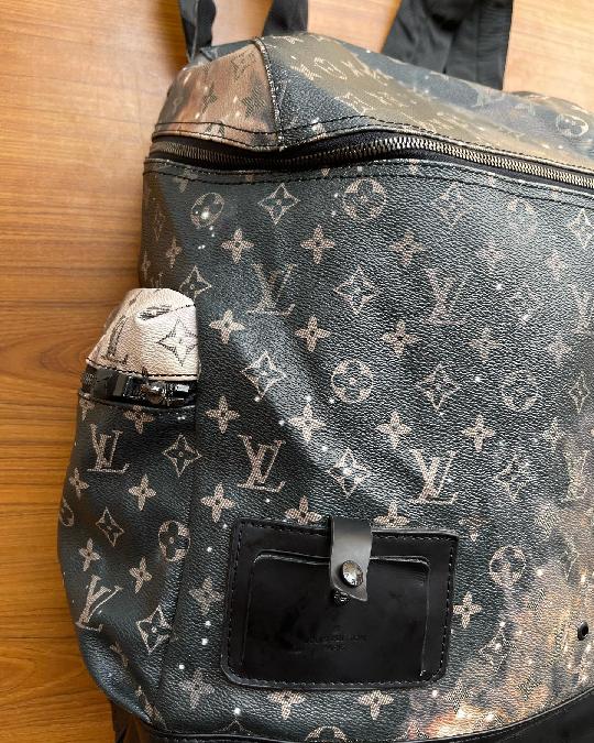 ‼️SOLD‼️ LOUIS VUITTON ALPHA BACKPACK ? MONOGRAM GALAXY”
Price 150k
Dm To purchase Whatsap/call +255693730743 
‼️No Free Deliver