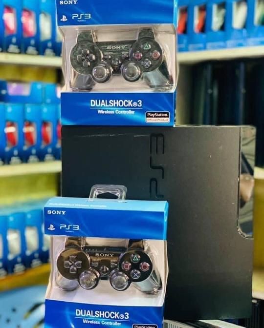 OFFER OFFER PS 3 SLM & SUPER SLM

2 PADS
HDMI CABLE
CHARGING CABLE

10+ GAMES INSTALLED

1.FIFA 19
2:PES 23
3:CRISS
4:BLUR (MAGA