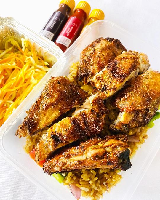 Lunch ya Leo Tena.

Fried Rice with 2 Chicken thighs kwa Tsh 15,000 tu. Pata lunch makini kabisa mchana wa leo. 

Tupigie 067746