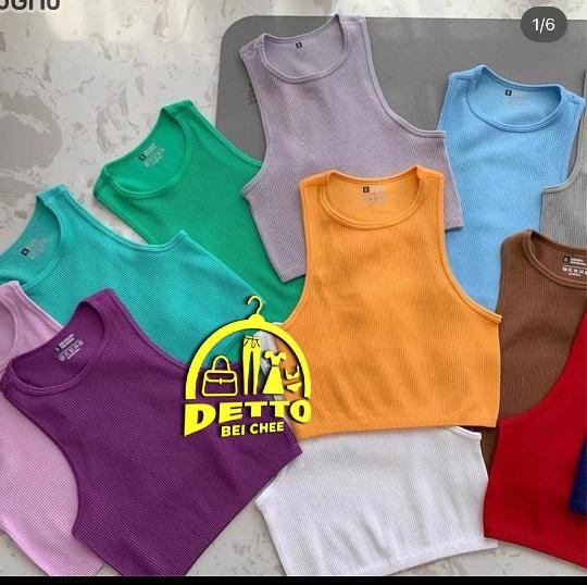 ❤️‍?TOPS? 
#15,000.only {zipo dukani}

_ _ _ _ _ _

SIZE:::::? small to large 
COLORS =only color on the picture . 

___________