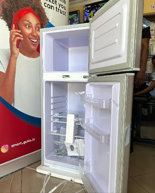 Mr UK fridge UK128 lita 128 Tsh:480,000
✔️Warranty miaka 3
✔️Free delivery malipo baada yakupokea
✔️Mikoani tunatuma malipo baad