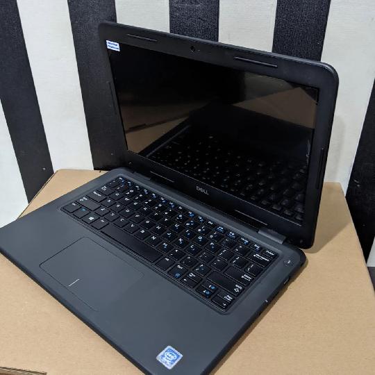 Dell laptop 3300,
Intel Celeron,
4gb Ddr4 ram,
256gb SSD,
14.0 screen size,
4-5hrs Battery life,
Clean condition as New,
Bei 380
