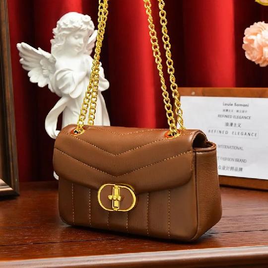 .
Mini Handbag 
▶️ Price: 18,000
?Moq: 10 pc
Press your Order
.
ORIGINAL HANDBAGS kutoka #UswaaIntertrade Bei Nafuu 

Simu Namba
