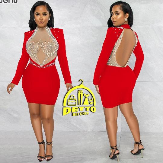 ❤️‍?DRESS? 
#40,000.only {zipo dukani}

_ _ _ _ _ _

SIZE:::::? small to large 
COLORS =only color on the picture . 

__________