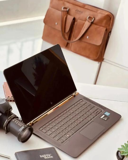 .
BRAND NEW

HP SPECTRE 
SUPER SLIM
PORTABLE MACHINE 
DISPLAY 14 INCHES
ULTRA HIGH DEFINITION (UHD)
1080 RESOLUTION 
CORE i5
6th