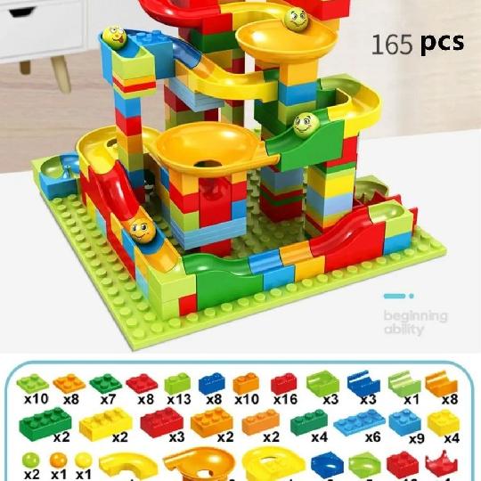 165pcs blocks 
Available on preorder
Price: 30,000tshs only