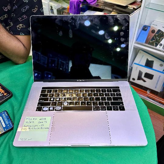 MacBook Pro 2015 13 inches Retina Core i5 8/256Gb 
Battery Count 450
Only 800,000/- Tzs

MacBooo Pro 2019 , 16 inches, Core i9, 
