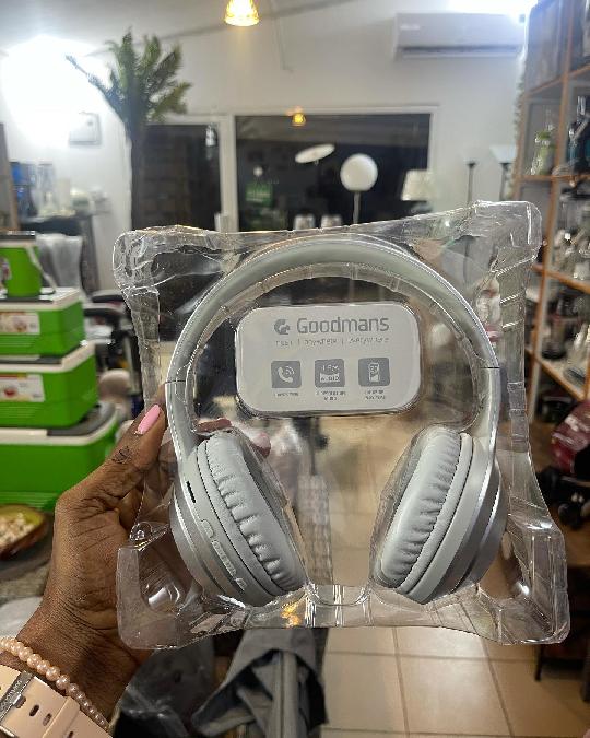 Goodmans  wireless headphones
Mpyaa frm uk
Tsh 85,000/=
Zina sauti nzurii sanaaa
SOLD