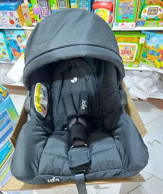Baby car seat zipo dukan 

Newborn na kuendelea 

Price 310000