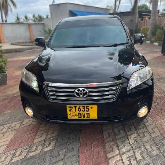 CALL AND WHATSAPP.0622285089
PRICE 27.5ML
TOYOTA VANGUARD 
LOW MILEAGE
NEW TRYE
FULL AC
MUSIC SOUND
GOOD CONDITION
FULL DOCOMET
