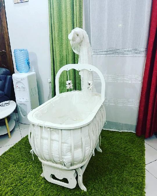 Saleee:
Almost new, kid bed...
Suitable for 18 months kid..
Price: 330,000/ Market price 600,000/
Watsup:0655123642