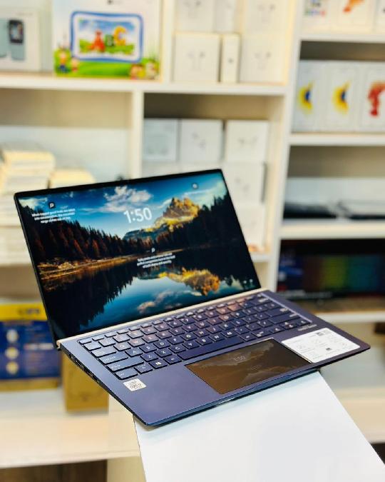 BRAND NEW
BRAND NEW 

FULL BOXED 
ASUS
MODEL ZENBOOK 14
UX434F
CORE i7
Up to 4.20Ghz
10th GENERATION 
16GB RAM DDR4
512GB SSD
FA
