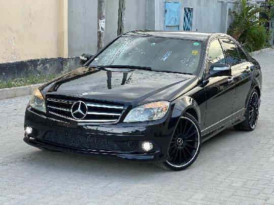 Price/Bei:29.5M

Mercedes-Benz
C class AMG Body Version
Sport Package
Year: 2007/8
Cc: 1780
Engine Code:271

Mileage: 68k
260 to