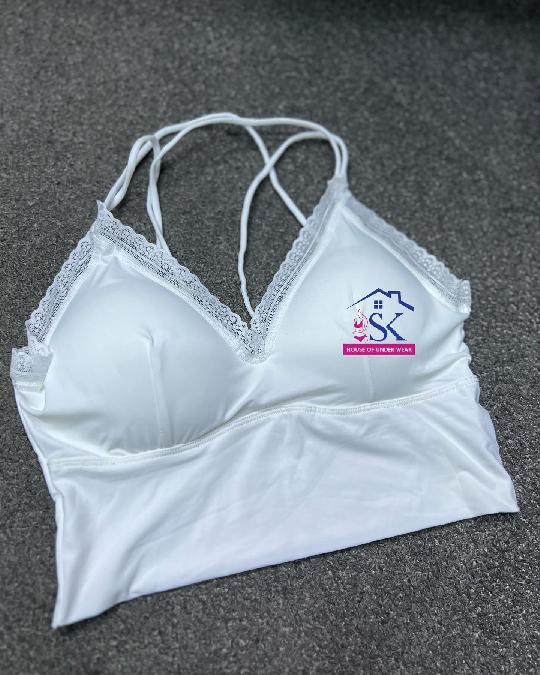 Product: Bralette /fitness bra/ sport bra

Price: 12,000/= ( from 5 pcs bei ya jumla /wholesale price 10000/= each)

Color: 3 Co