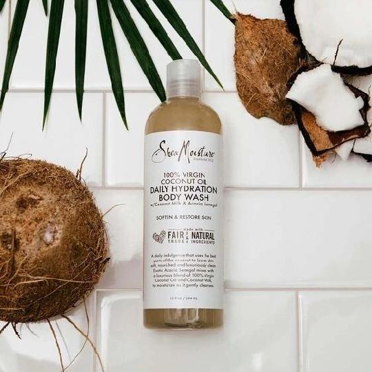100% VIRGIN COCONUT OIL DAILY HYDRATION BODY WASH.
 Best shower gel with Coconut Milk & Acacia Senegal. ✨Inakufanya kuwa soft ✨I