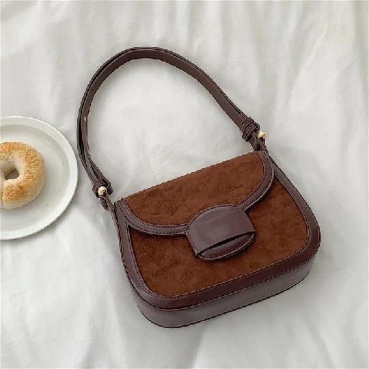 Handbag available?
45,000tshs
Quality nzuri sana
?/whatsapp:0653016790