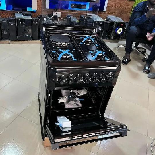 Westpoint cooker 
2years warranty 
3gas cooker 
1electric plate 
Oven electric 
Black 
Temper 
Still frame 
Auto ignition 
Bei?7